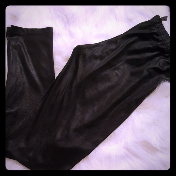 Pants - *Liquid Leggings